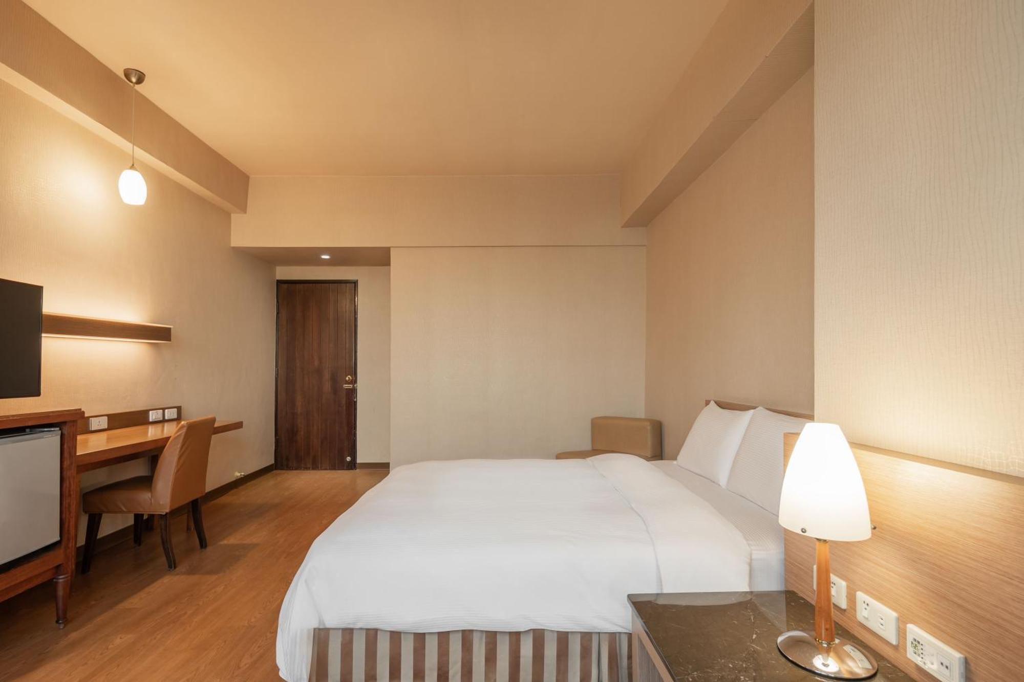 Kindness Hotel Wu-Jia Kaohsiung Quarto foto
