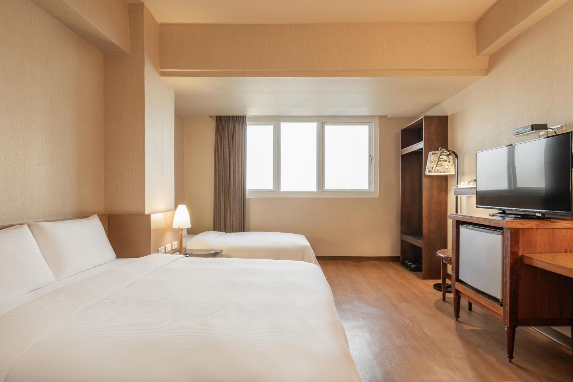 Kindness Hotel Wu-Jia Kaohsiung Quarto foto